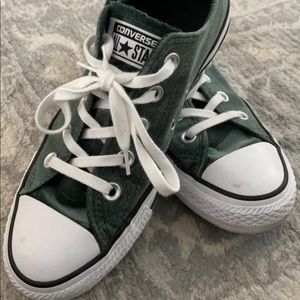 Green velvet converse